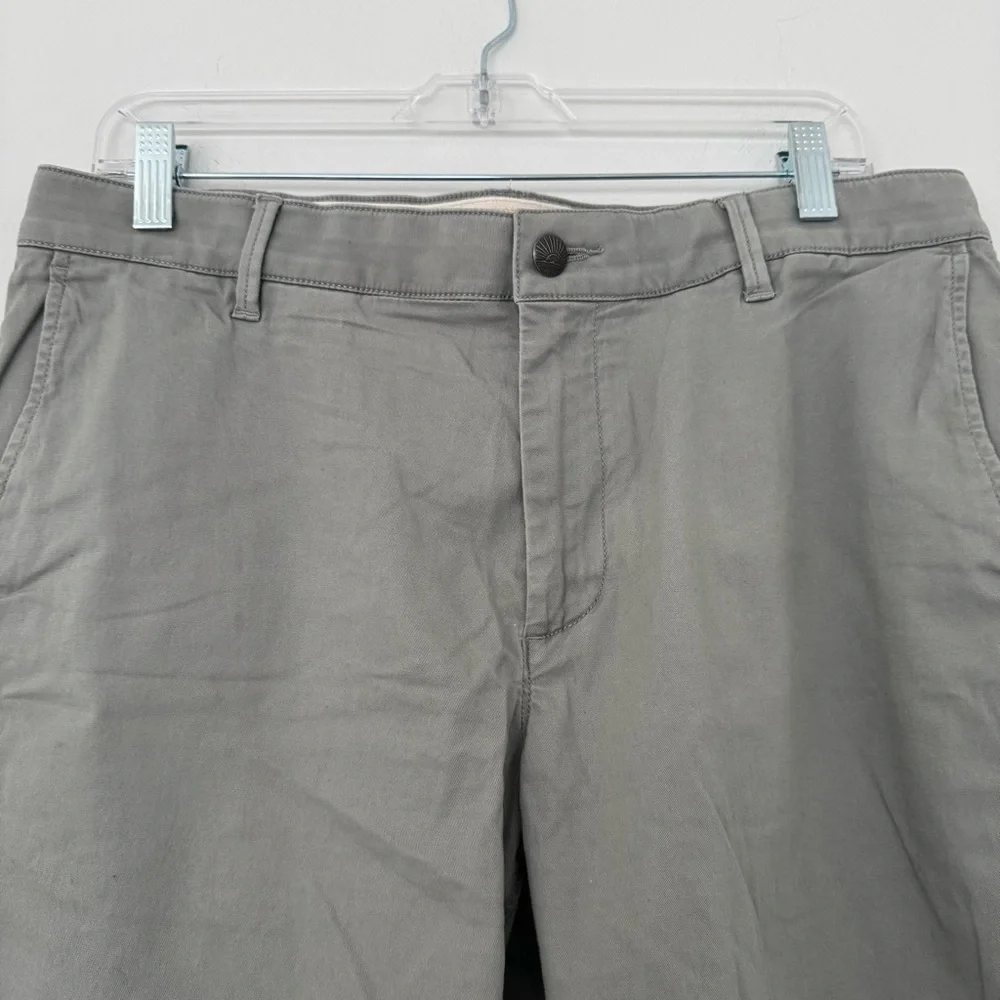 Faherty Gray Organic Cotton Blend Chino Shorts Iconic Button Size 34